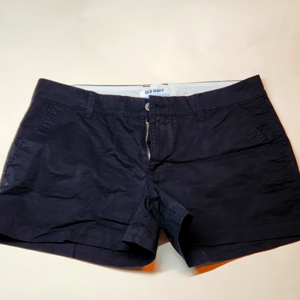 Old Navy Black shorts, size 10 regular standard